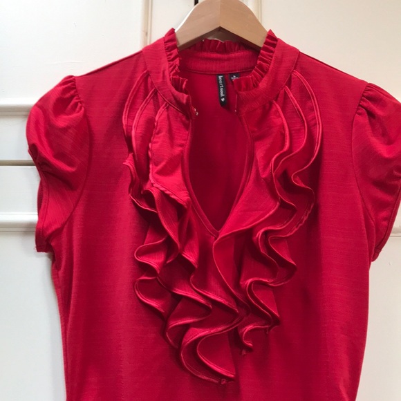 Red blouse - Picture 3 of 4